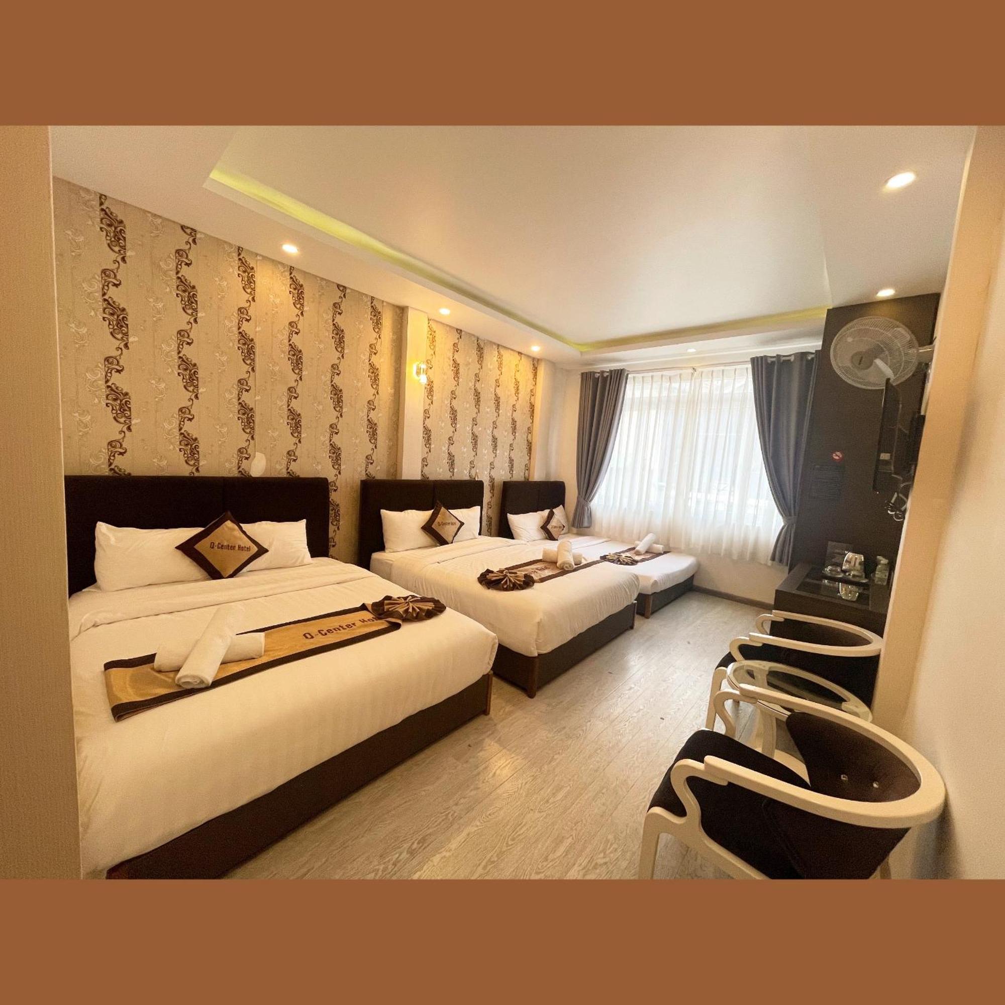 Q-center Hotel 2*